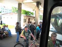 в глазах читается зависть