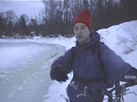 Переход р. Луга по льду в оттепель...
